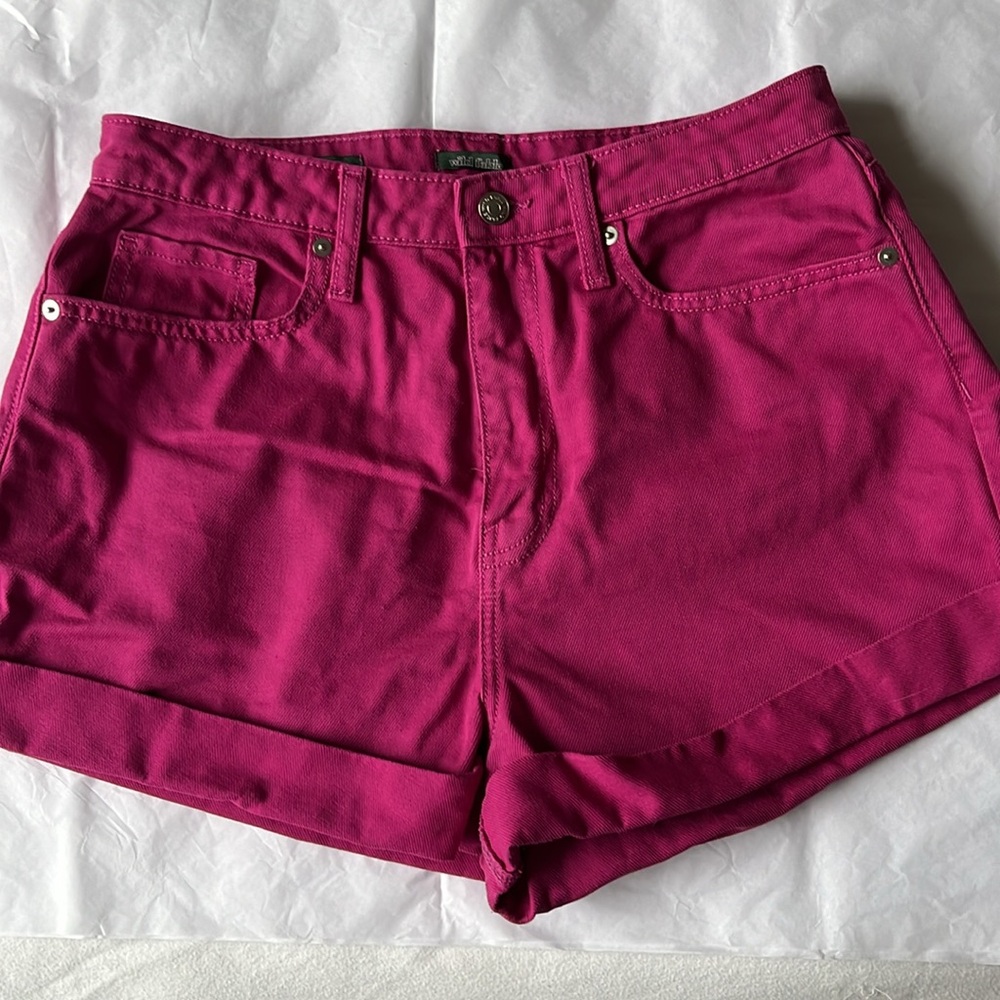 Wild Fable pink denim jean shorts sz 10 30R 5 pockets zip button closure EUC